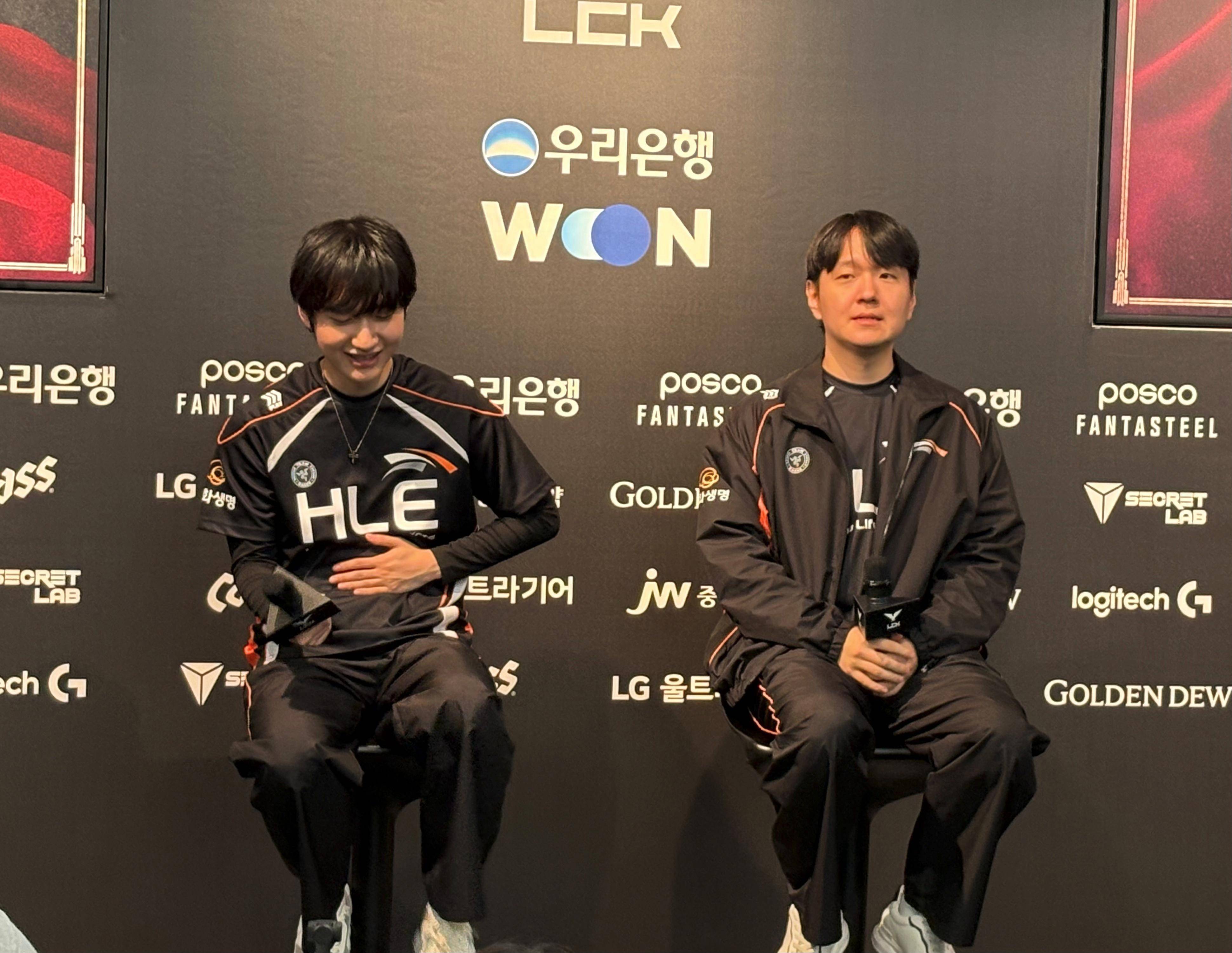 BRO绝杀PSG，Peanut极限生还后反打峡谷大战成都决赛之夜，让粉丝疯狂欢呼