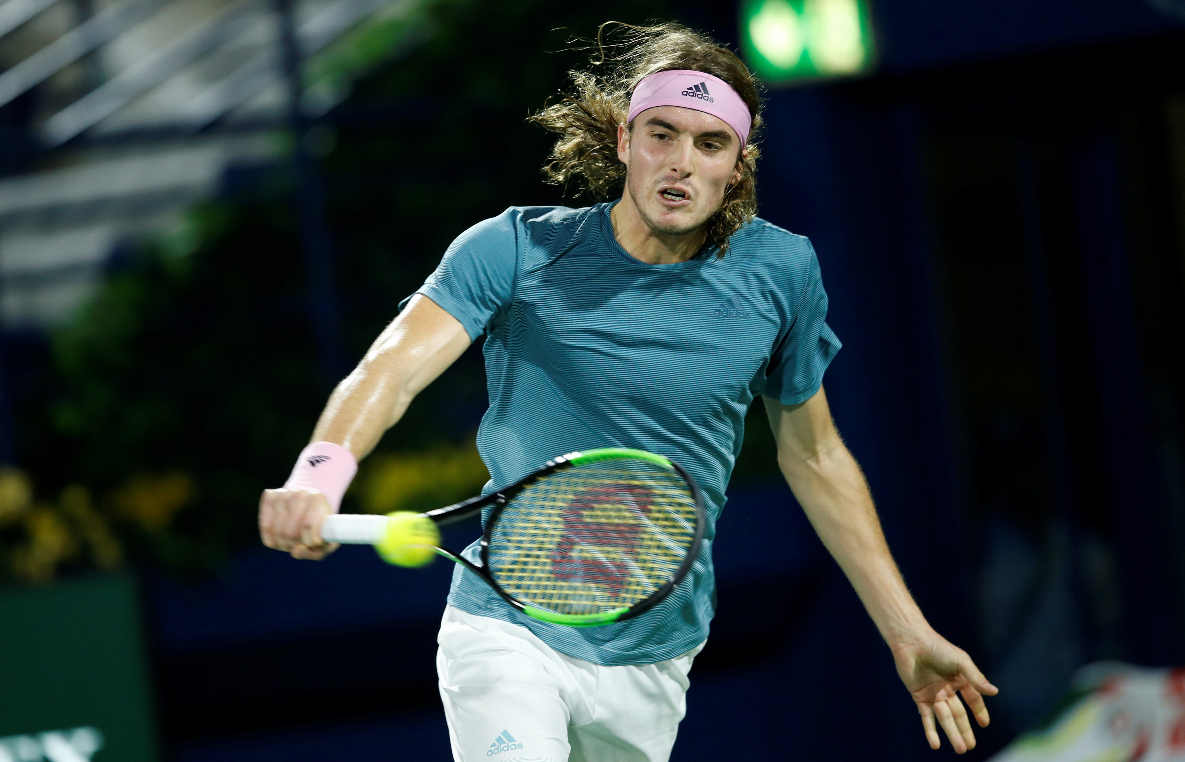 温网鏖战ATP总决赛，西西帕斯关键制胜