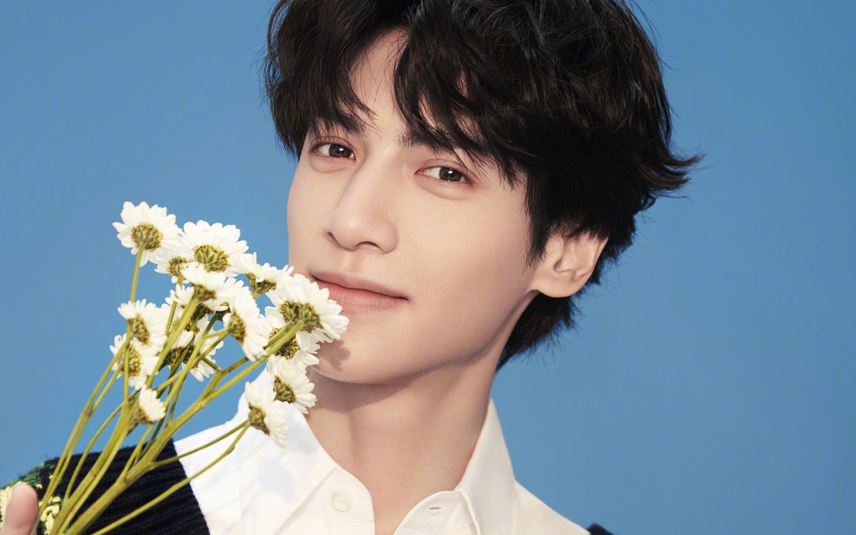 比利时三笘薰vs那不勒斯，国家队体系如何催生大场面先生？